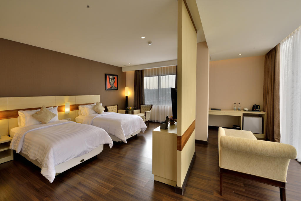 Hotel California Bandung Zimmer foto